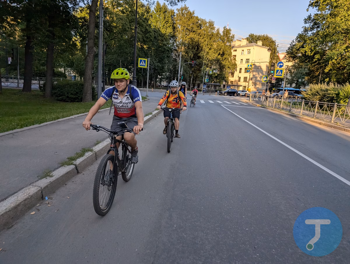 Фото с маршрута Вечер: Крест Петра Васильевича